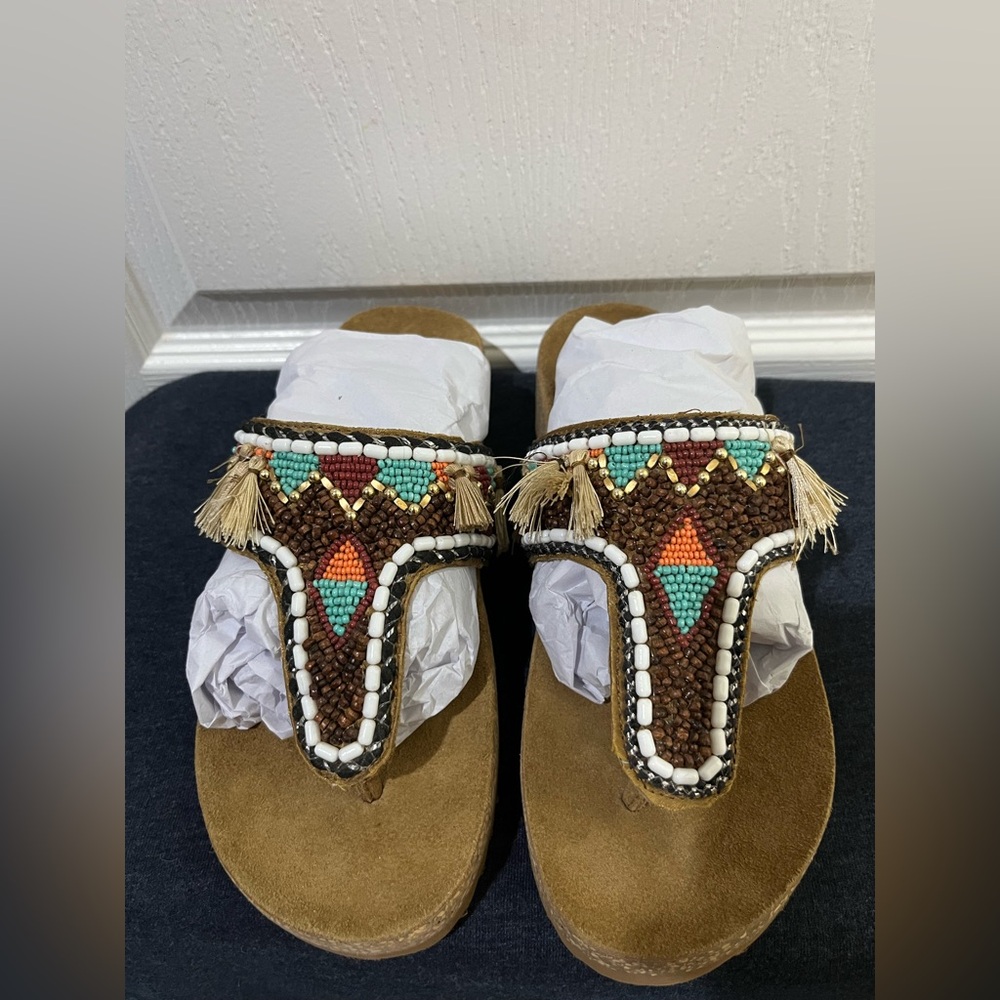 NEW in Box Torgeis New York Atia Sandals 7.5